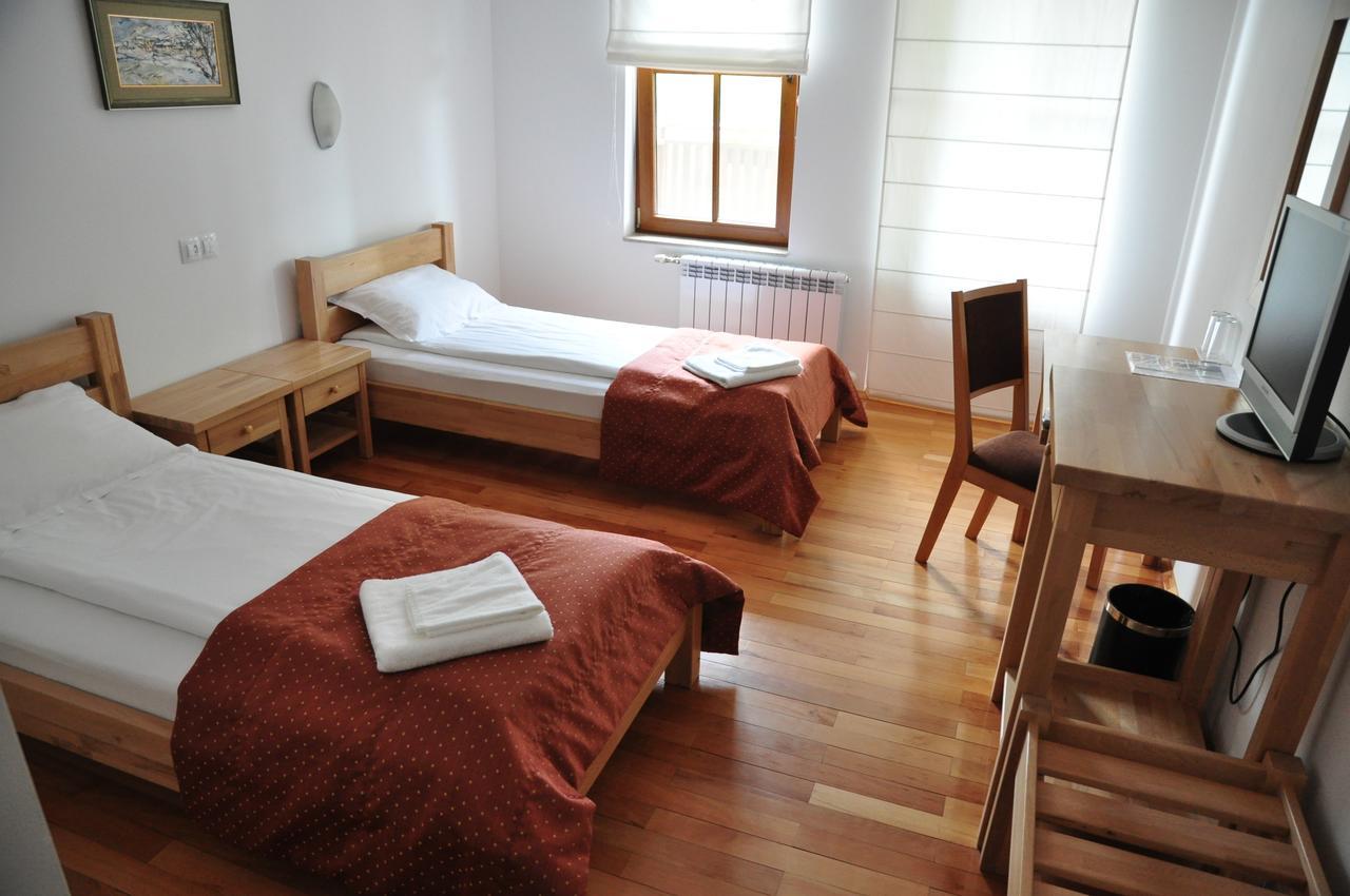 Hotel Black Stork Nisovo Exterior photo