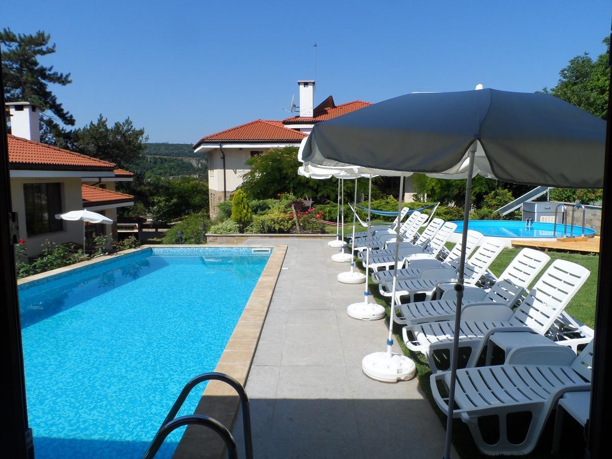 Hotel Black Stork Nisovo Exterior photo
