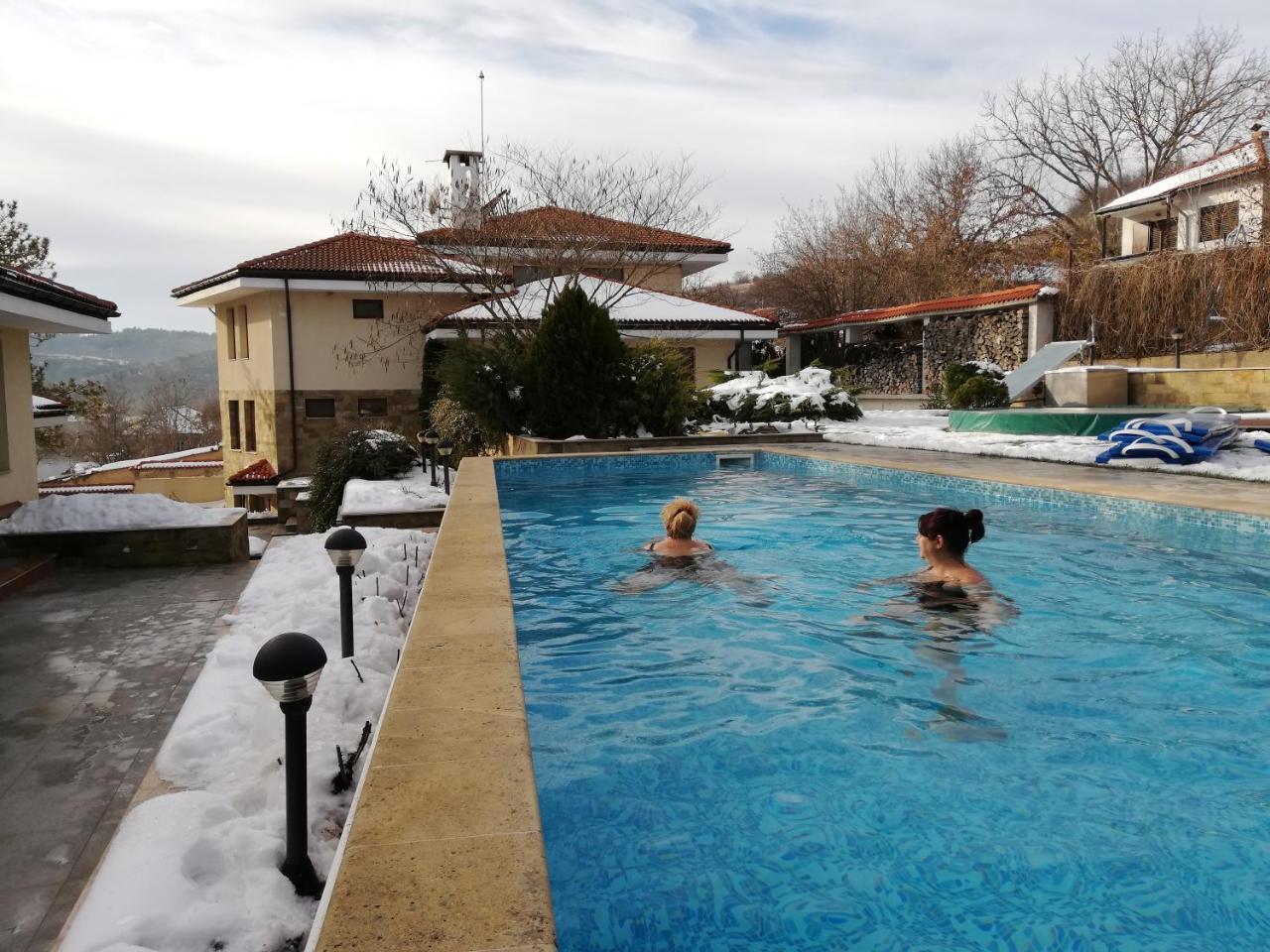 Hotel Black Stork Nisovo Exterior photo